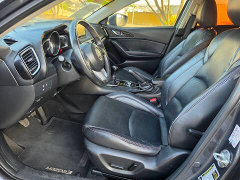2015 Mazda MAZDA3 s Touring