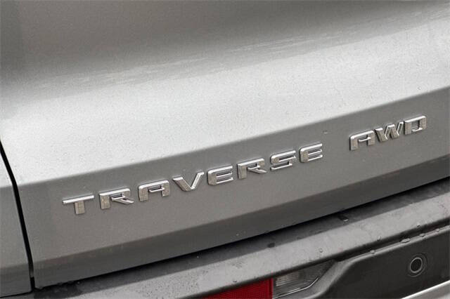 2024 Chevrolet Traverse LT