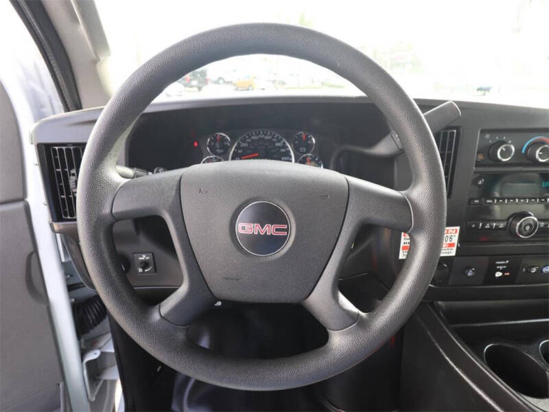 2022 GMC Savana 3500