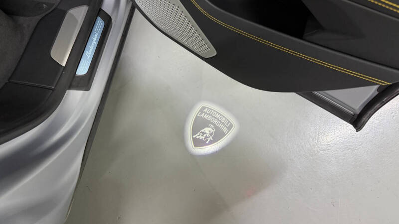 2022 Lamborghini Urus