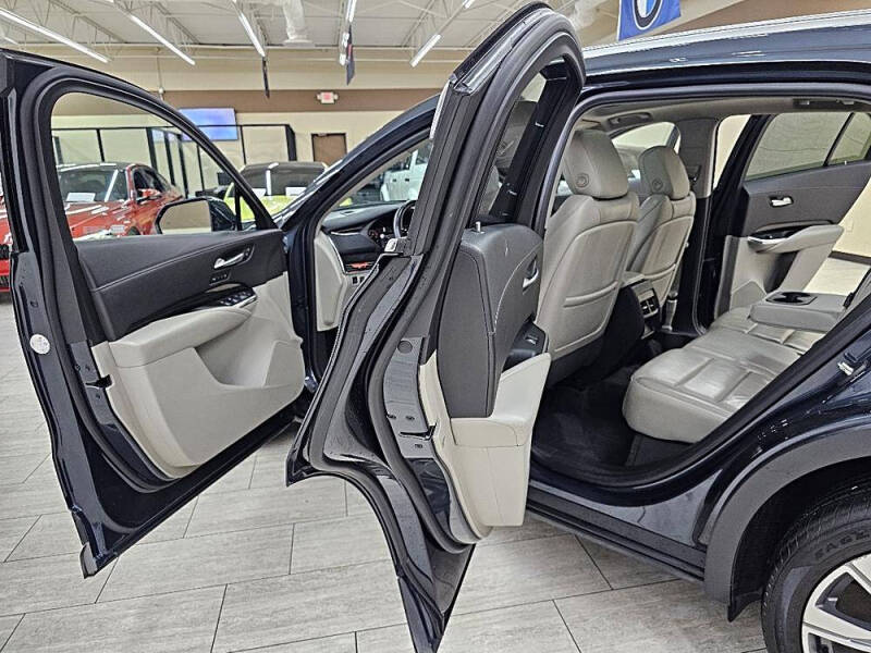 2019 Cadillac XT4 Premium Luxury