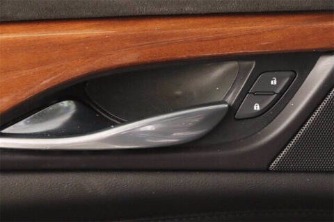 2017 Cadillac Escalade Premium Luxury