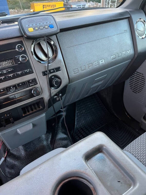 2011 Ford F-350 Super Duty XLT