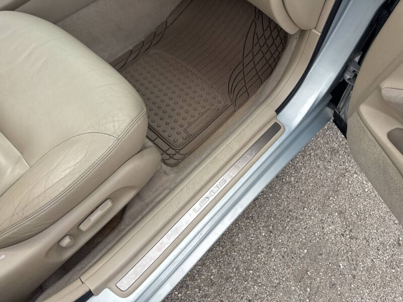 2002 Lexus ES 300