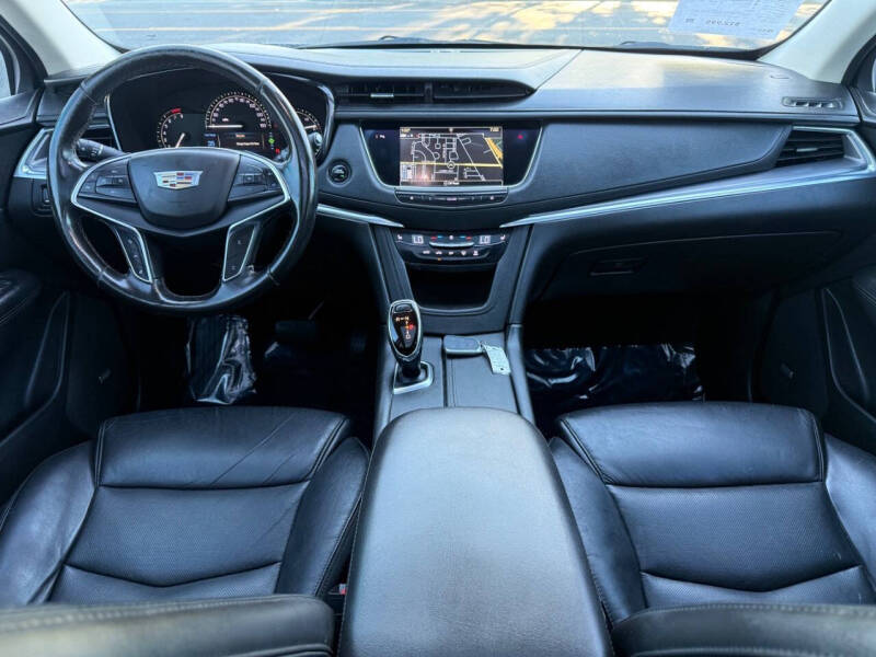 2018 Cadillac XT5 Luxury