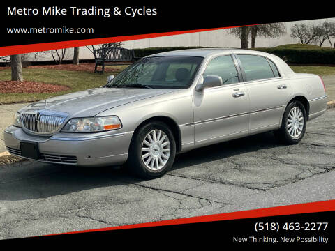 2003 Lincoln Town Car for sale at Metro Mike Trading & Cycles in Albany NY