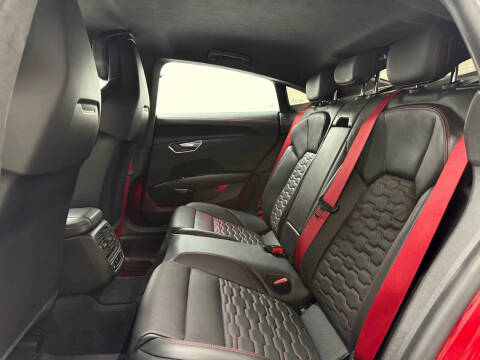 2022 Audi RS e-tron GT quattro