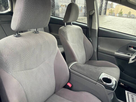 2012 Toyota Prius v Three