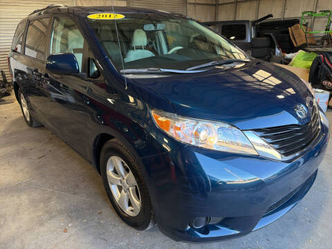 2012 Toyota Sienna LE 8-Passenger