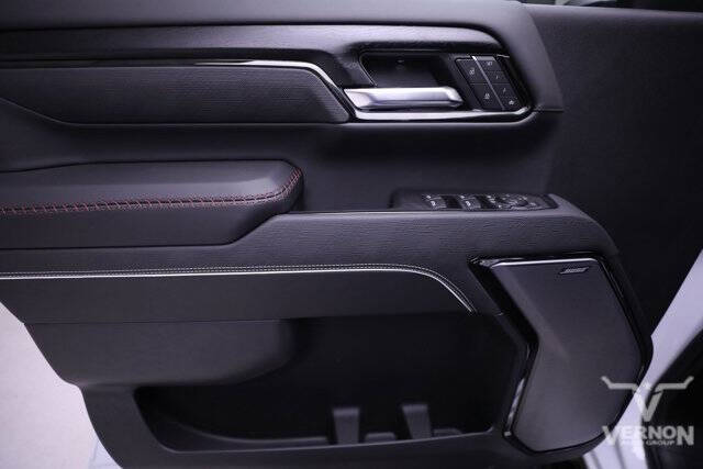 2025 GMC Sierra 2500HD AT4X