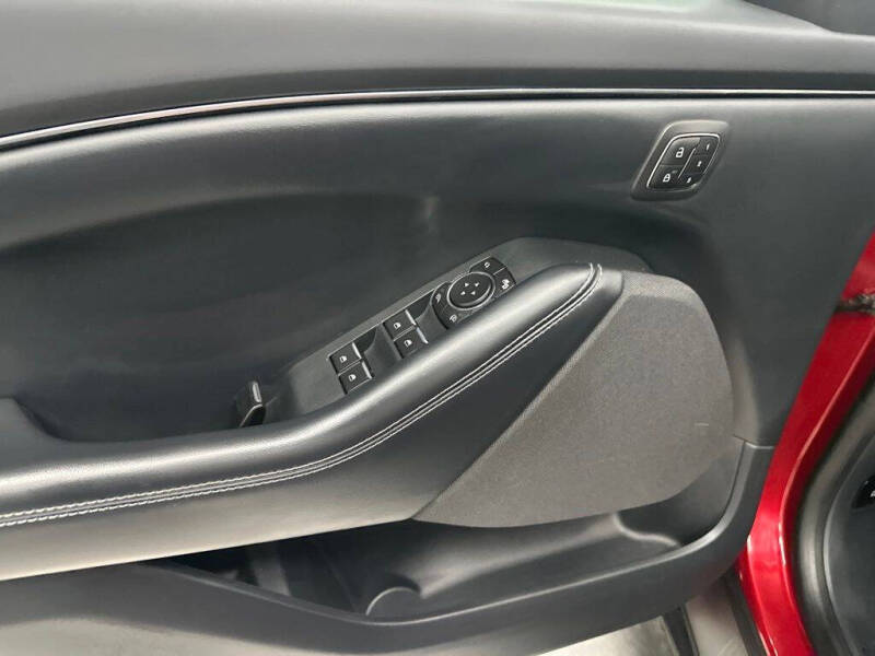 2022 Ford Mustang Mach-E Select