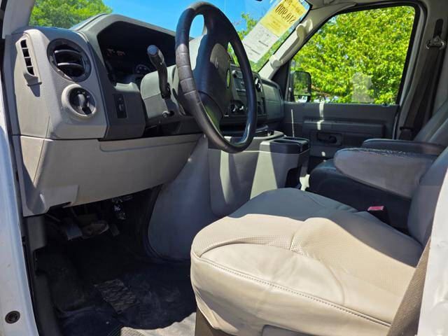 2012 Ford E-Series E-150