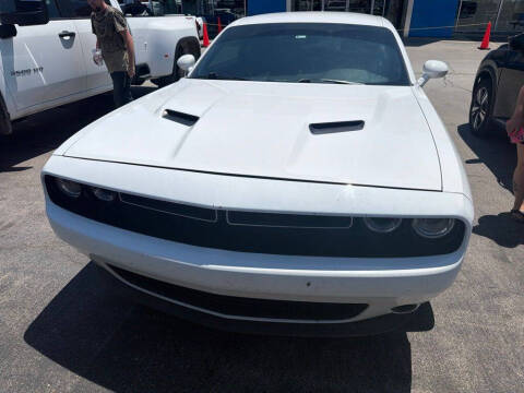 2017 Dodge Challenger SXT
