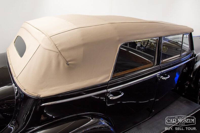 1937 Cadillac Series 85