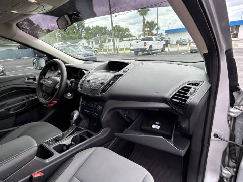 2019 Ford Escape S