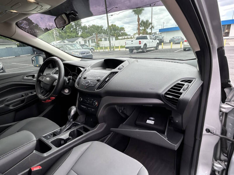 2019 Ford Escape S