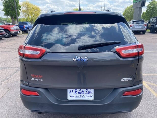2016 Jeep Cherokee