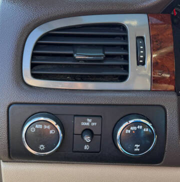 2013 Chevrolet Avalanche LTZ Black Diamond