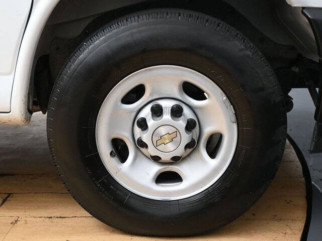 2024 Chevrolet Express 3500