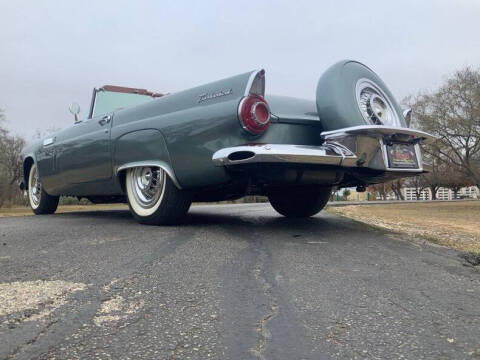 1956 Ford Thunderbird