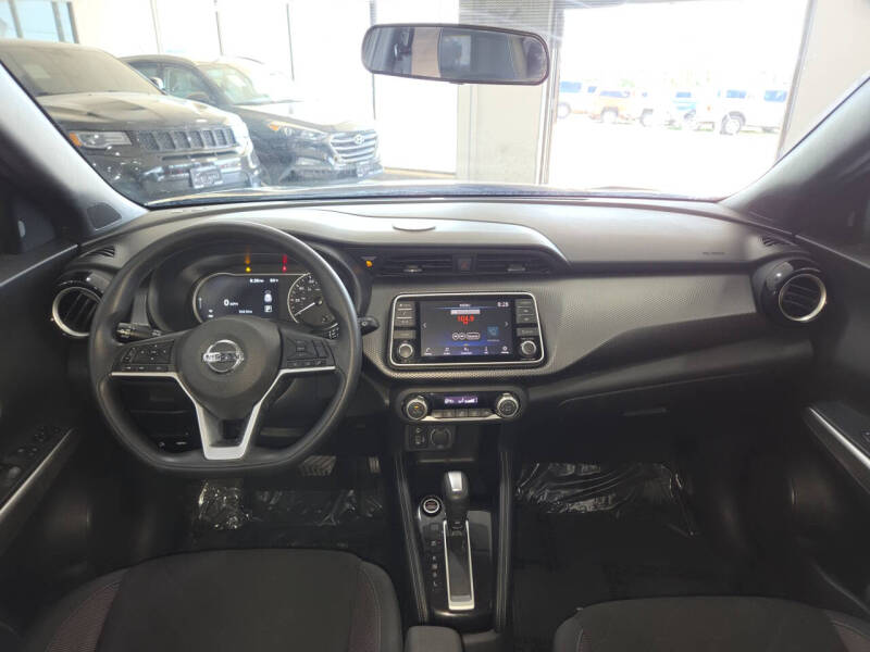 2019 Nissan Kicks SV