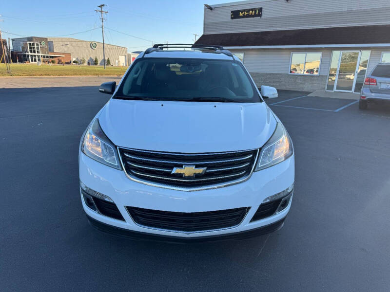 2017 Chevrolet Traverse LT