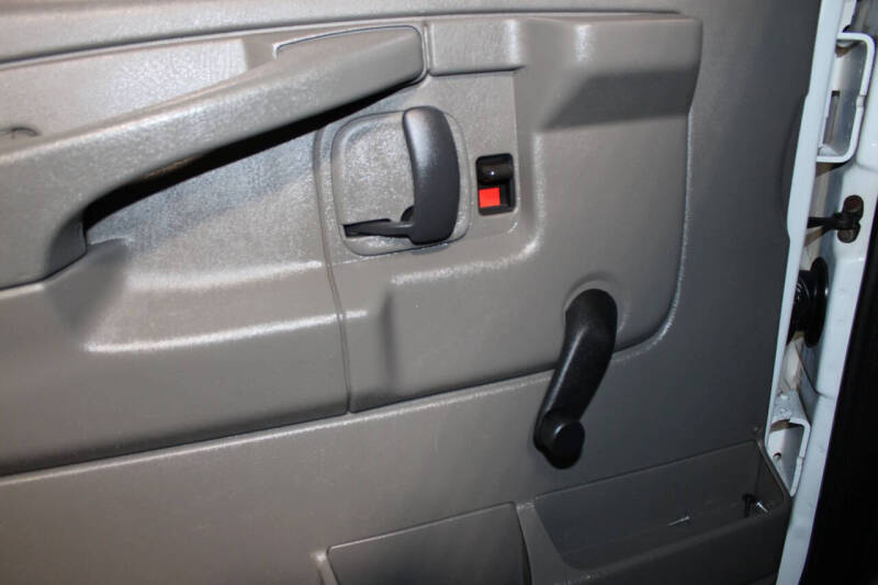 2008 GMC Savana 2500