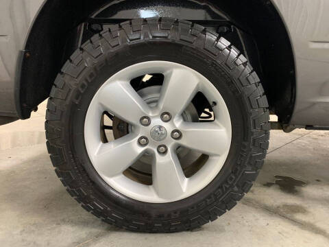 2017 RAM 1500 SLT