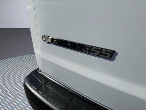2019 Chevrolet Express LS 2500