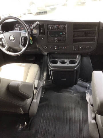 2020 Chevrolet Express 2500