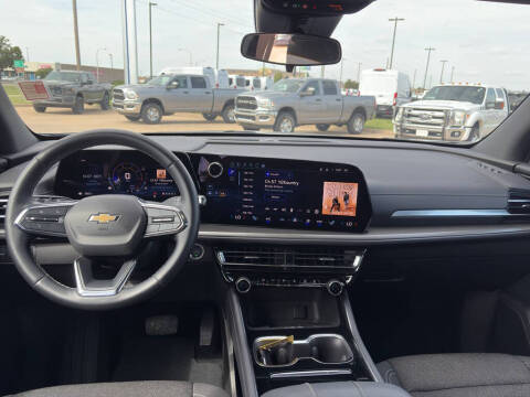 2024 Chevrolet Traverse LT