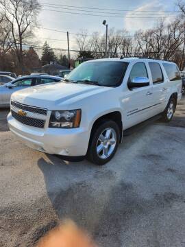 2014 Chevrolet Suburban for sale at Johnny's Motor Cars in Toledo OH