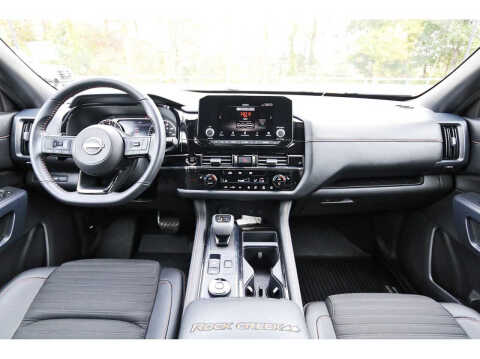 2025 Nissan Pathfinder Rock Creek