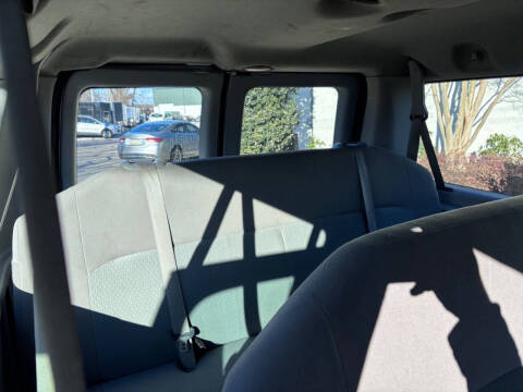 2012 Ford E-Series E-350 SD XLT