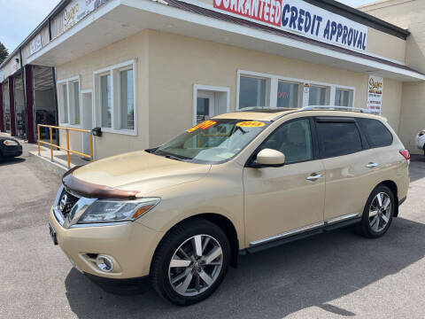 2013 Nissan Pathfinder for sale at Suarez Auto Sales in Port Huron MI