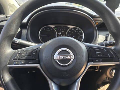 2022 Nissan Kicks S