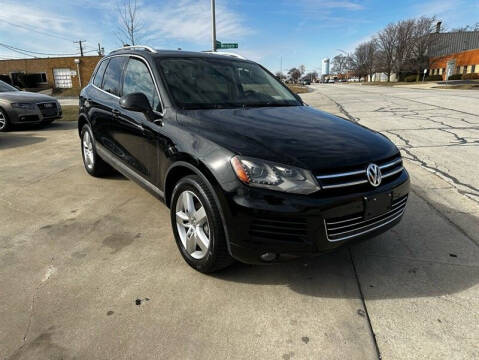 2013 Volkswagen Touareg for sale at M & A Motors in Addison IL
