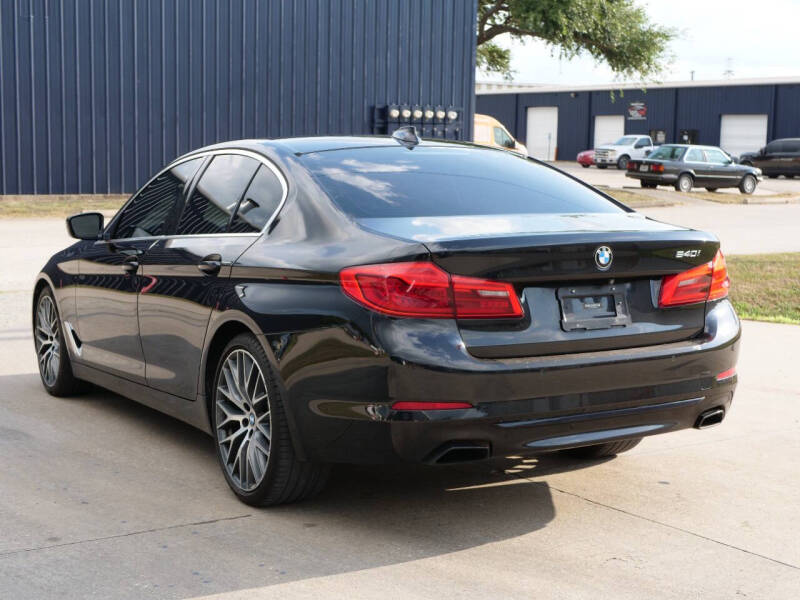 2019 BMW 5 Series 540i