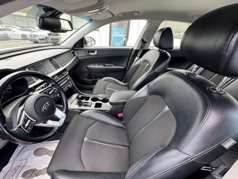 2019 Kia Optima LX