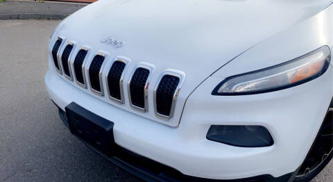2014 Jeep Cherokee Sport