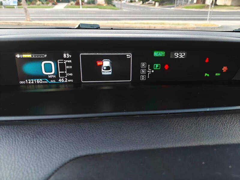 2019 Toyota Prius LE