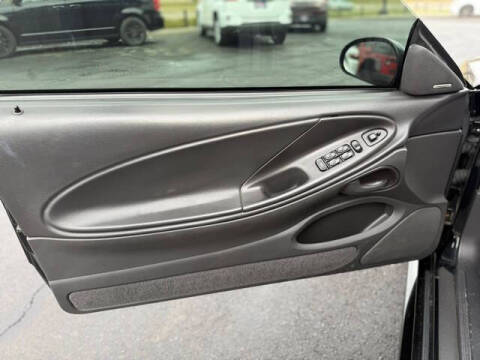 2002 Ford Mustang GT Deluxe