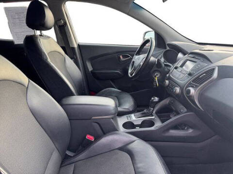 2015 Hyundai Tucson SE