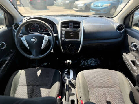 2019 Nissan Versa