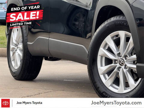 2025 Toyota Corolla Cross LE