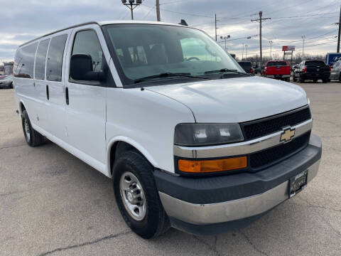 2017 Chevrolet Express LT 3500