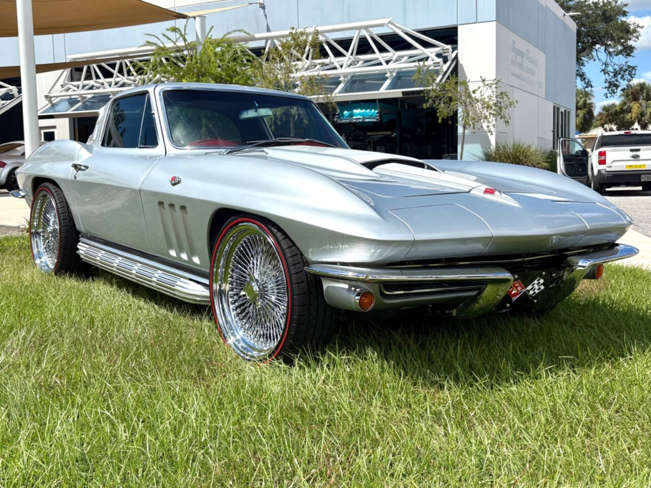 1965 Chevrolet Corvette 4