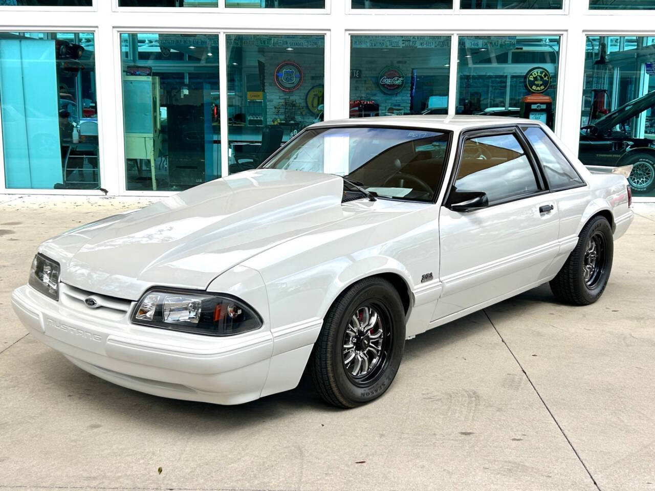 1991 Ford Mustang 1