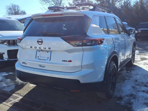 2025 Nissan Rogue Rock Creek