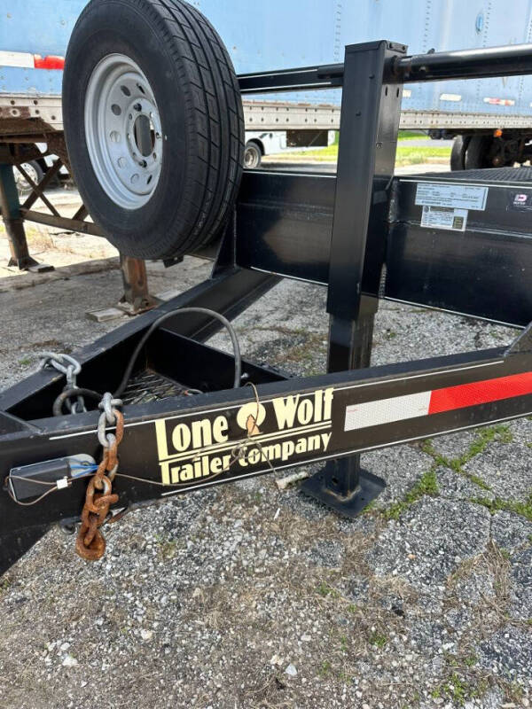 2022 Lone Wolf Car Hauler
